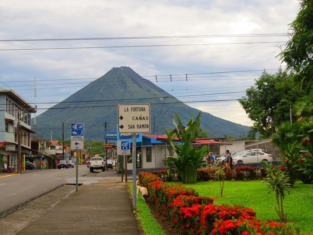 Hotel Vagabondo La Fortuna Екстер'єр фото