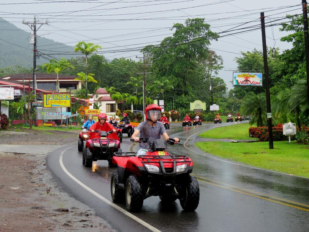 Hotel Vagabondo La Fortuna Екстер'єр фото